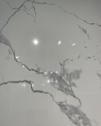 Pavimenti in Gres Porcellanato Lucido