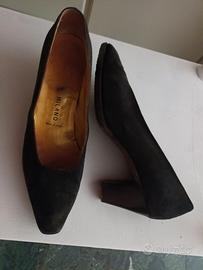 scarpe  nere in camoscio n 41