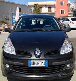 Renault Clio 1.2 Benzina 75 Cv