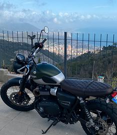 Triumph Street Scrambler 900