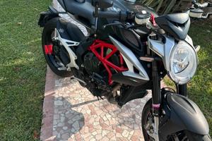 Mv agusta brutale 800 eas abs