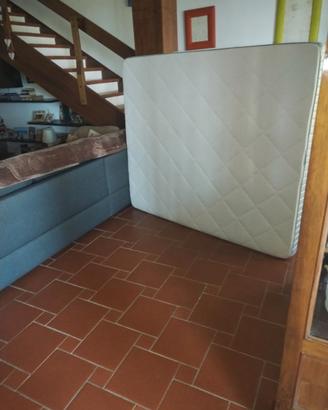 materasso memory foam 190x160