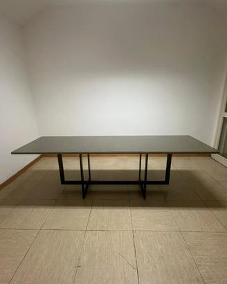 Tavolo Jonathan di Francesco Soro, fine '900