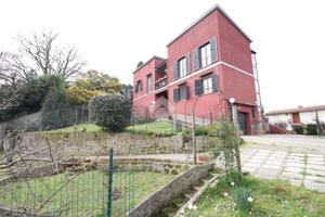 VILLA SINGOLA A CASTELNUOVO DI PORTO
