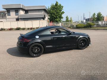 AUDI TT 8J TFSI 2.0 MK2