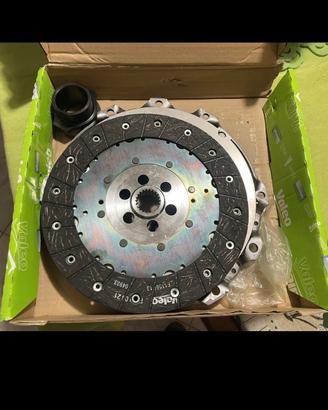 kit Frizione nuovo x bmw e46 320d 01-05 / x3 e83