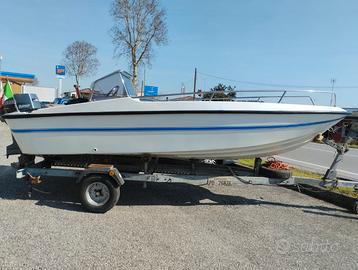 barca tipo open auto svuotante-yamaha 25- carello