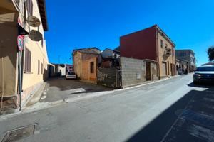 Casa indipendente da ristrutturare