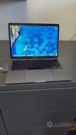 Macbook M1 13" 8GB