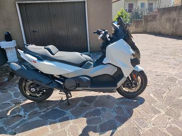 Sym Maxsym TL500