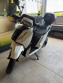 Peugeot Tweet 125 Active ABS