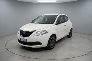 LANCIA Ypsilon 1.0 FireFly 70CV HYBRID ORO - KM