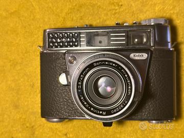 Retina Automatic III testata