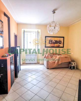 S2 bilocale in corte con posti auto