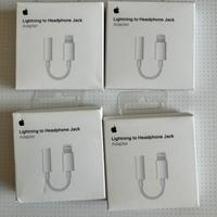 Lightning to Headphone jack