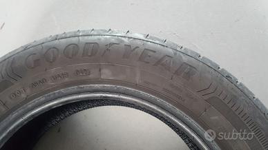 Gomme Goodyear Efficient Grip 185/65 R15 92T
