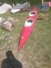 Canoa biposto in VTR
