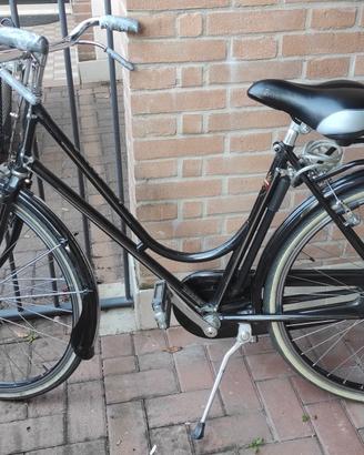 bicicletta bianchi colore nero donna usata