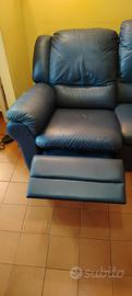 Divano pelle blu