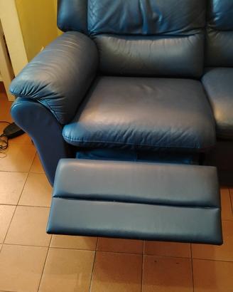 Divano pelle blu