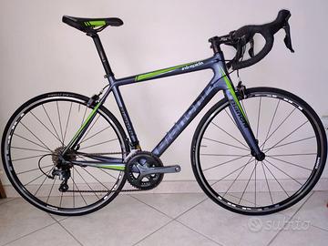 BICI DA CORSA BIANCHI IN CARBONIO