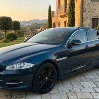 Jaguar XJ X351
