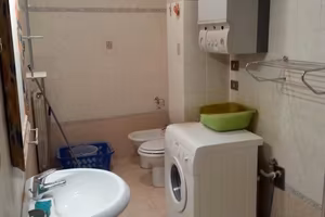 Civitavecchia trilocale arredato con balcone