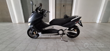 Yamaha T Max 500