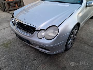 pezzi ricambio mercedes classe c coupe w203 220di