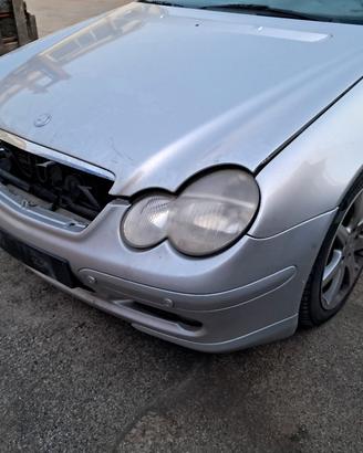 pezzi ricambio mercedes classe c coupe w203 220di