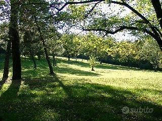 Palazzo / Stabile di 2040 m² con più di 5 locali a
