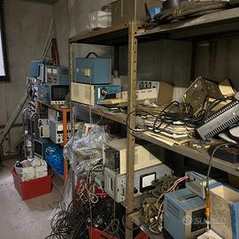Materiale Elettronico e Oscilloscopi, Spettrometri