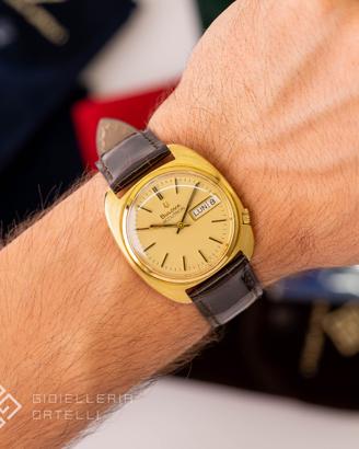 Bulova Accutron Day-Date Cushion | 762-2 | Oro 18k