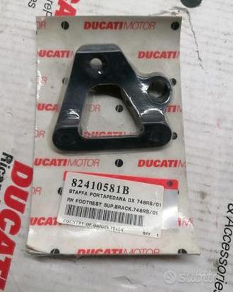 Staffa Portapedana Dx per Ducati 748 Rs 82410581b