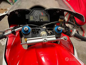 Cbr 600 RR pista gara radiato
