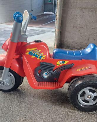 Triciclo moto elettrica bambino