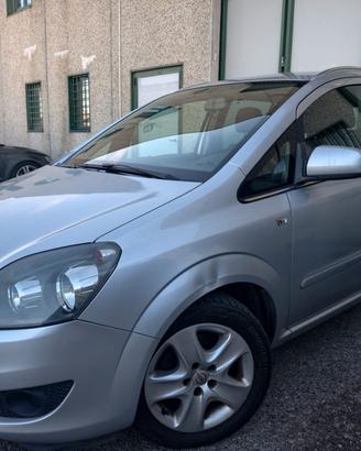 OPEL ZAFIRA 1.6 BENZINA EURO 5 GANCIO TRAINO 7 POS