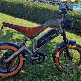 Bici Elettrica fat bike tipo moto enduro come nuov