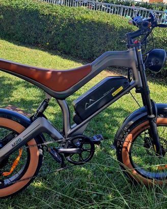 Bici Elettrica fat bike tipo moto enduro come nuov