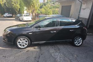 Lancia Delta 1.6 MJT DPF Gold 2012
