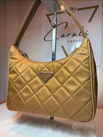 Prada Re -Edition oro