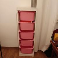 Scaffale con cassetti grandi rosa