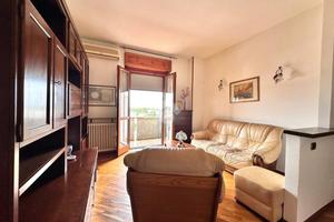 4 LOCALI A TORTONA