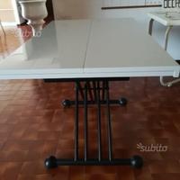 Tavolino trasformabile in tavolo da pranzo