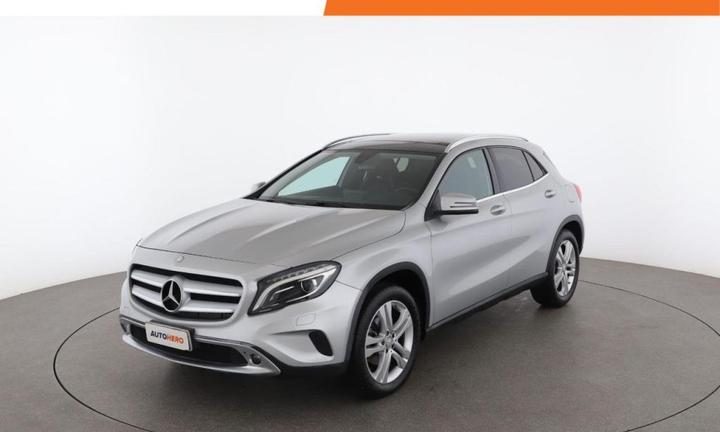 MERCEDES-BENZ GLA 200 XT03600