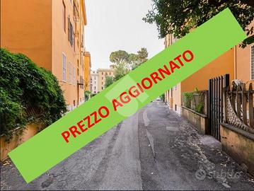 4 LOCALI A ROMA