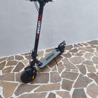 monopattino elettrico