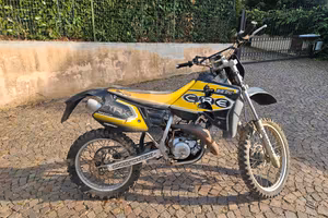 Moto cross HM CRE