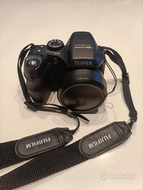 FUJIFILM FINEPIX S2100HD