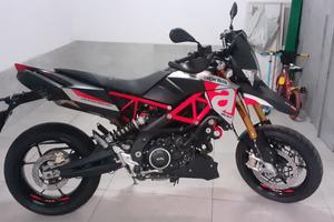 Aprilia dorsoduro 900 soli 4900 km.